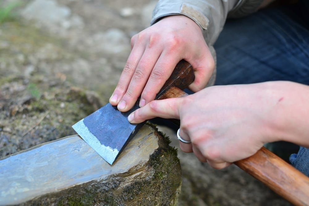 How to Sharpen an Axe 3